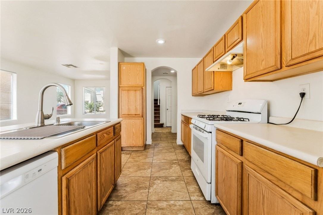 2136 Casa Ladera St - Photo 6 of 21