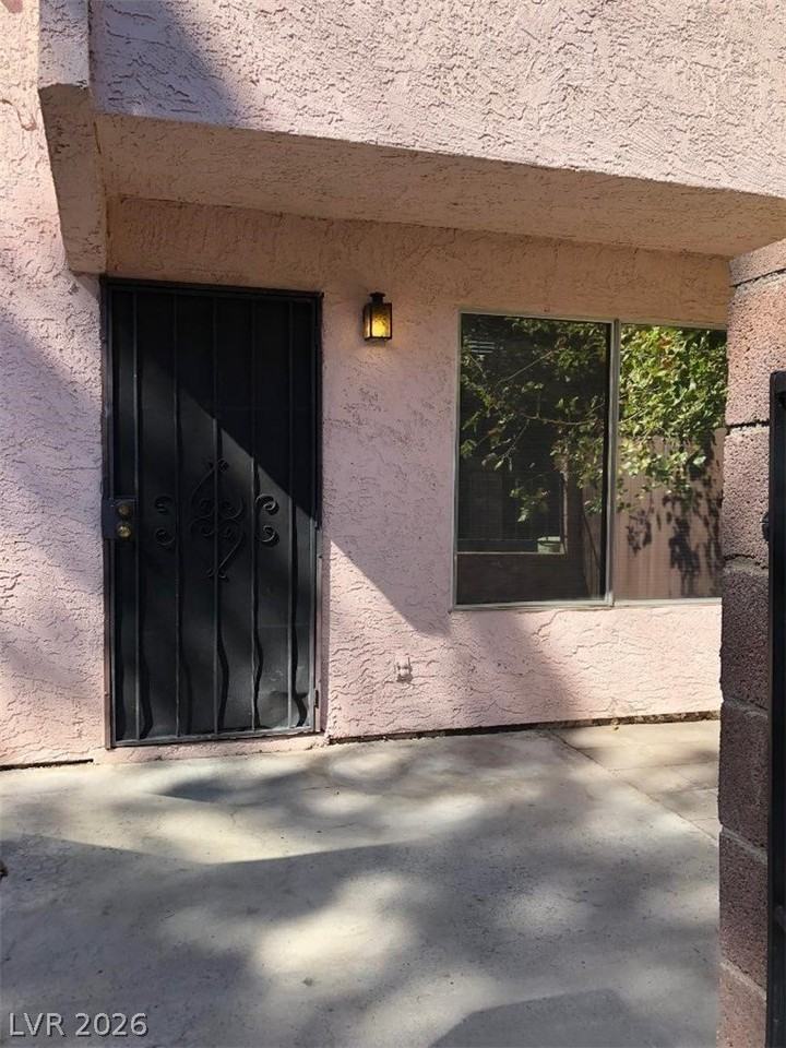 1758 E University Ave #3 - Photo 3 of 15