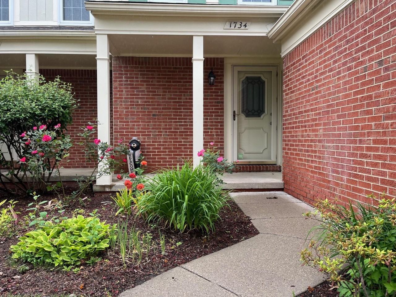 1734 Christopher Dr - Photo 2 of 20