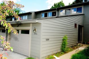 684 Peninsula Ct - Photo 1 of 1