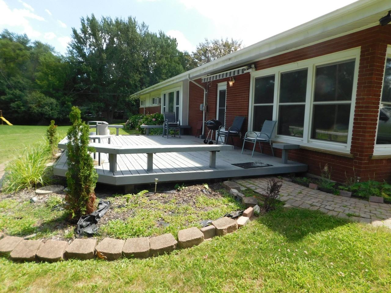 26150 Barbados Rd - Photo 4 of 39
