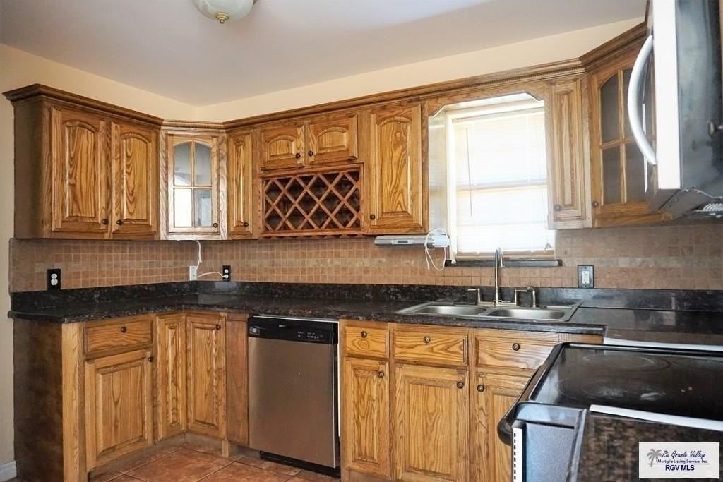 4714 Hidden Acres - Photo 4 of 21