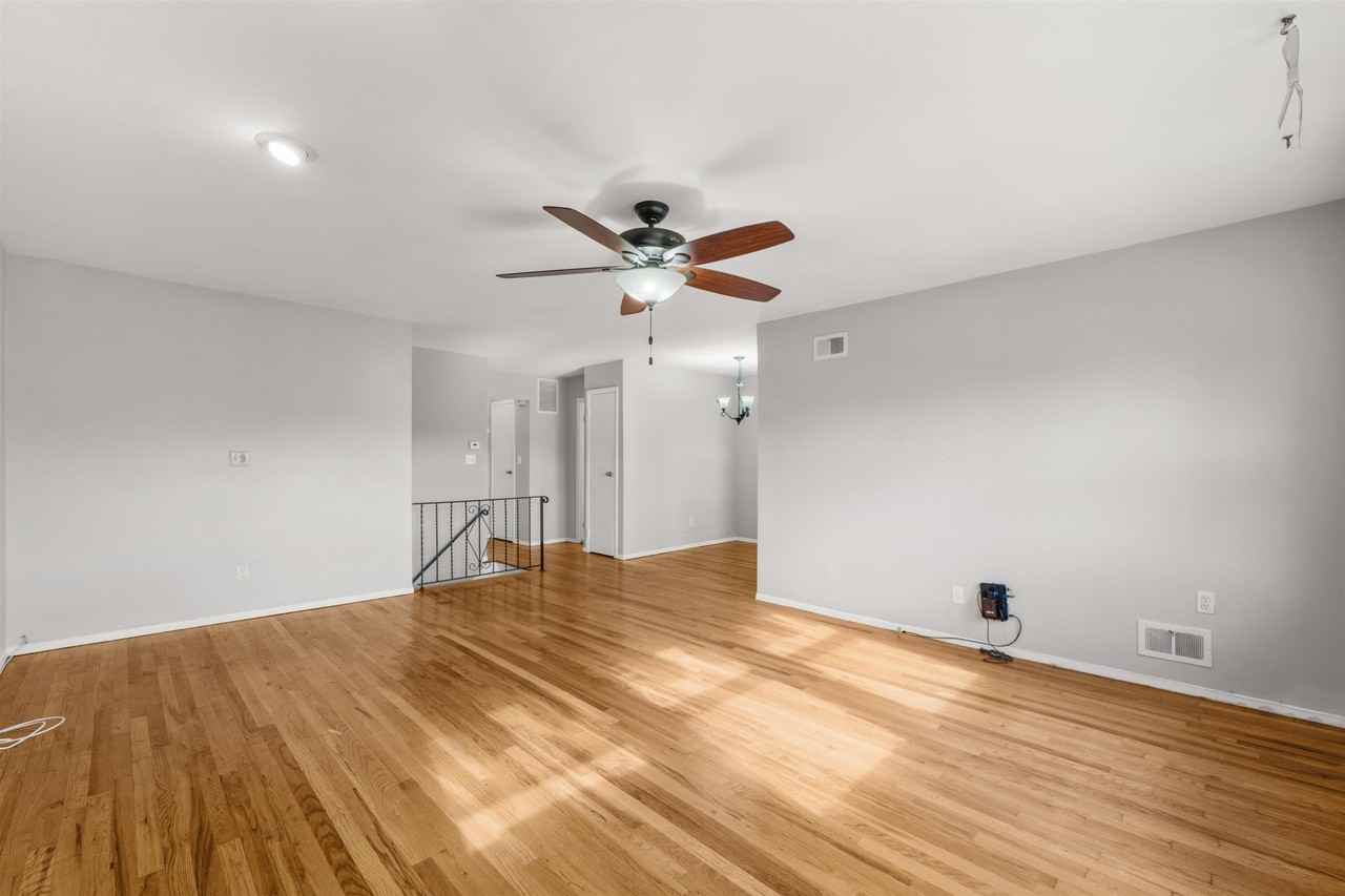 26 Briarwood Rd #2 - Photo 2 of 16