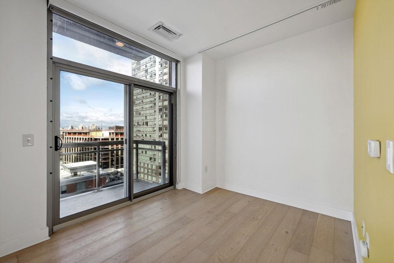 201 LUIS M MARIN BLVD #1322 - Photo 7 of 18