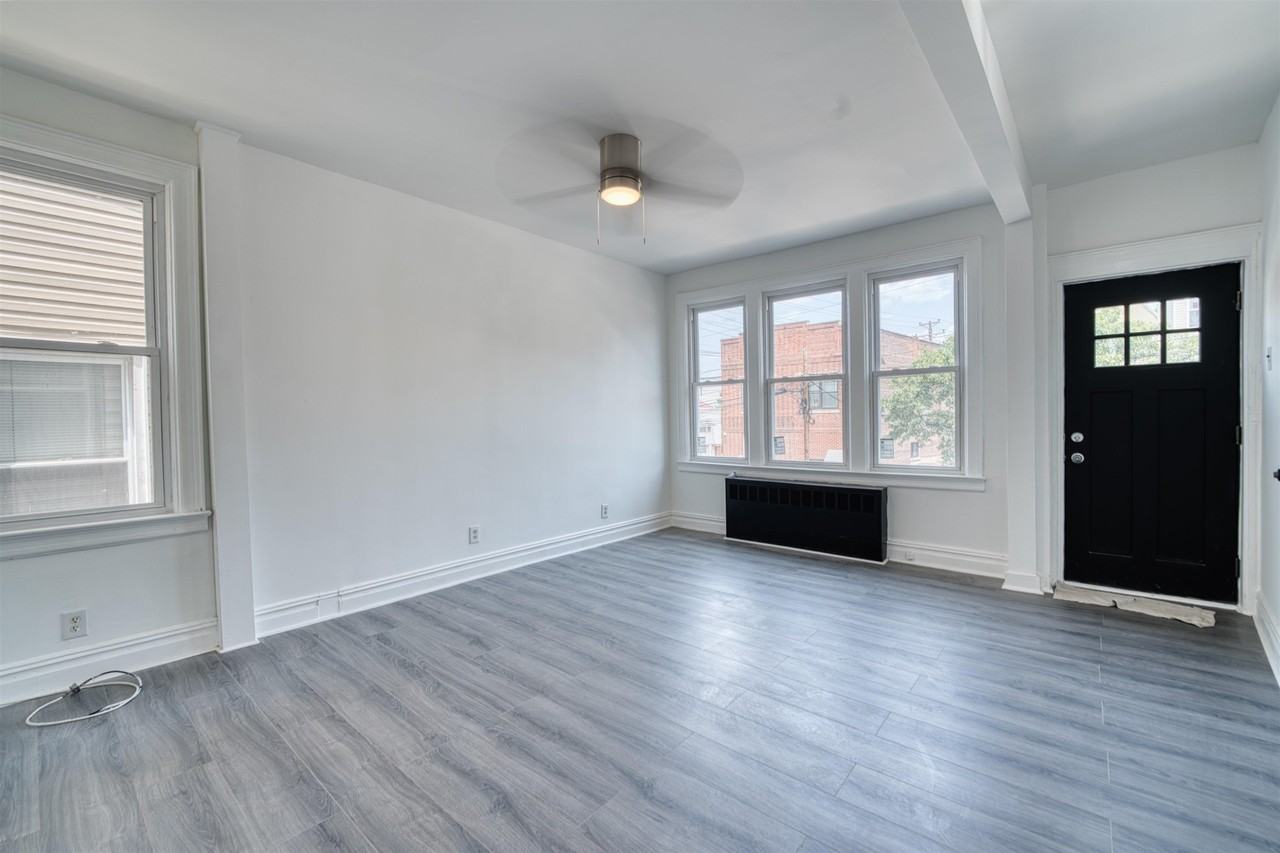 175 Zabriskie St #1 - Photo 5 of 15