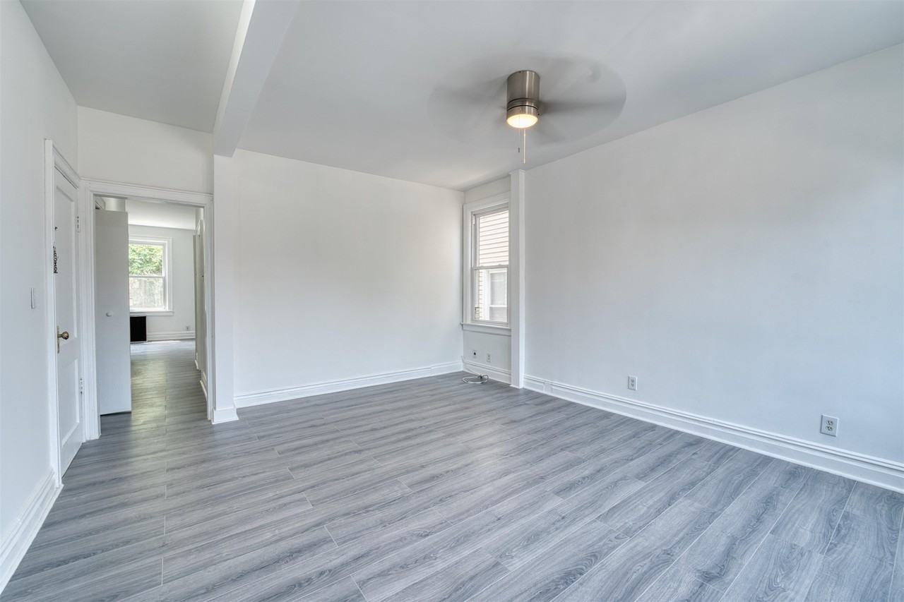 175 Zabriskie St #1 - Photo 6 of 15