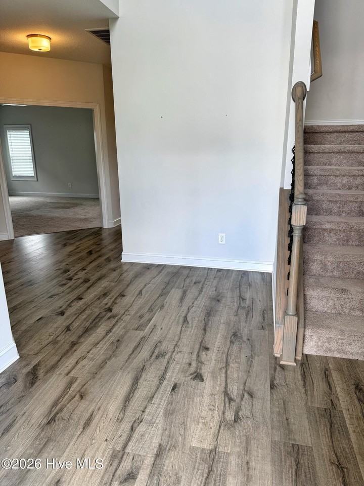 734 Hope Dexter Dr - Photo 4 of 36