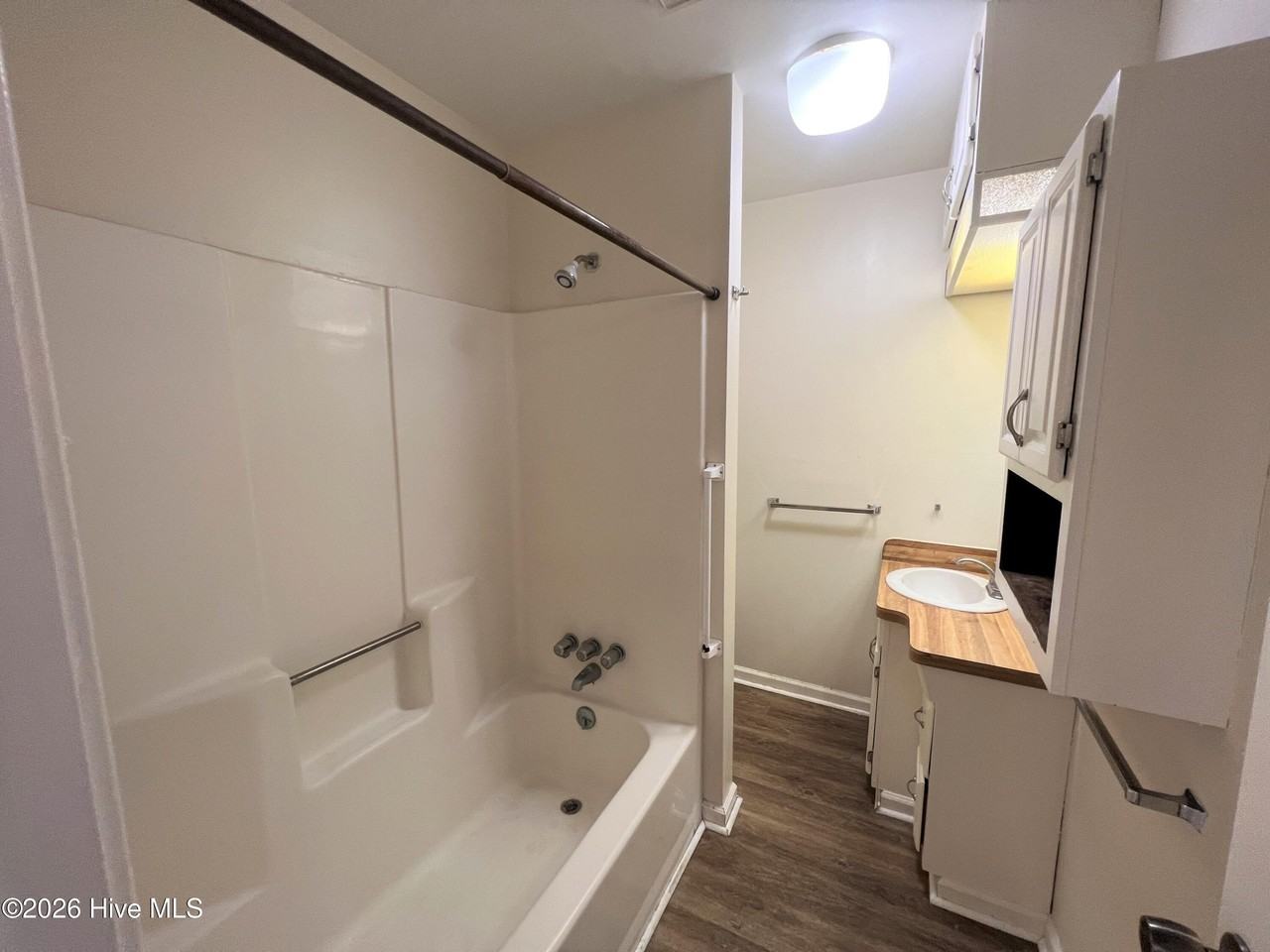 1221 Riverside Ave #207 - Photo 7 of 10