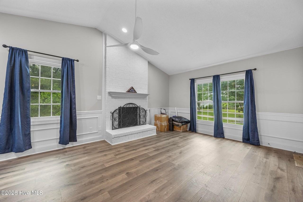 429 Crows Nest Ln - Photo 6 of 31