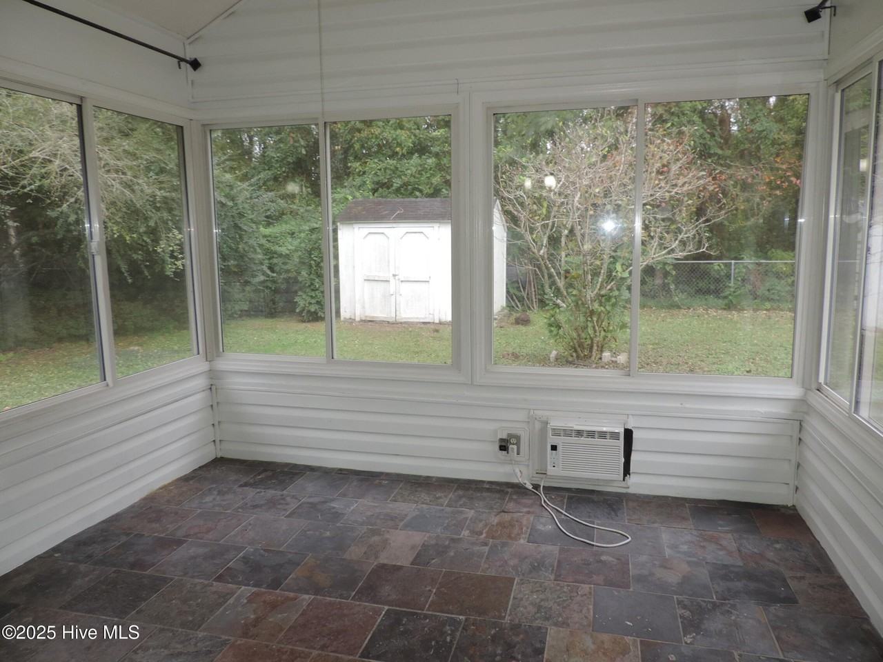 5801 County Line Rd - Photo 7 of 27