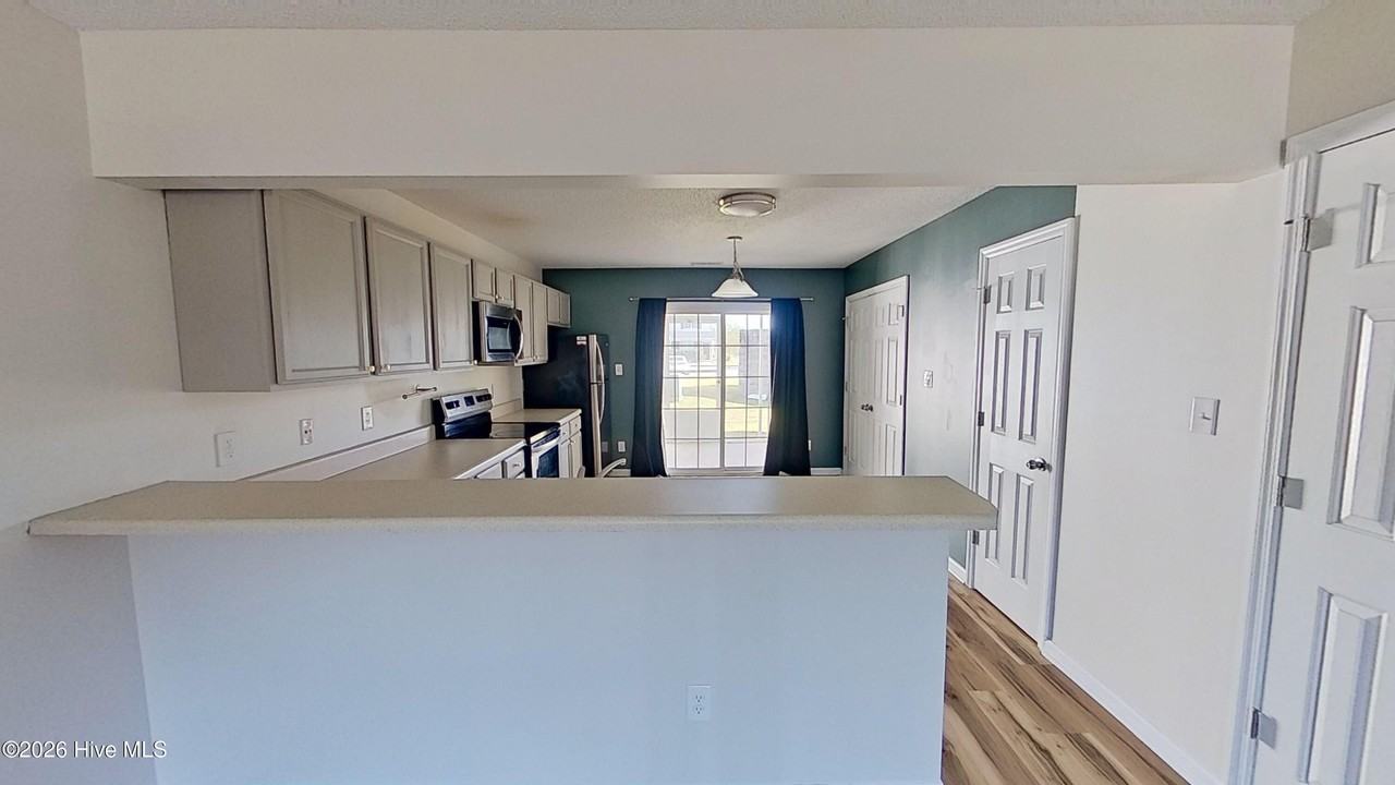 1002 Banister Loop - Photo 6 of 23