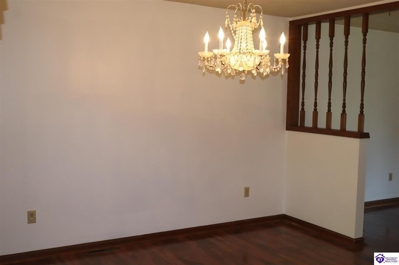 143 Santa Fe Trl - Photo 5 of 19