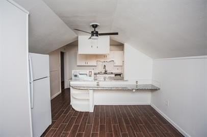 1602 Avenue X - Photo 4 of 10