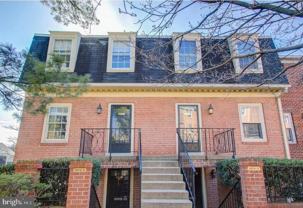 1676 Beekman Pl Nw - Photo 1 of 1