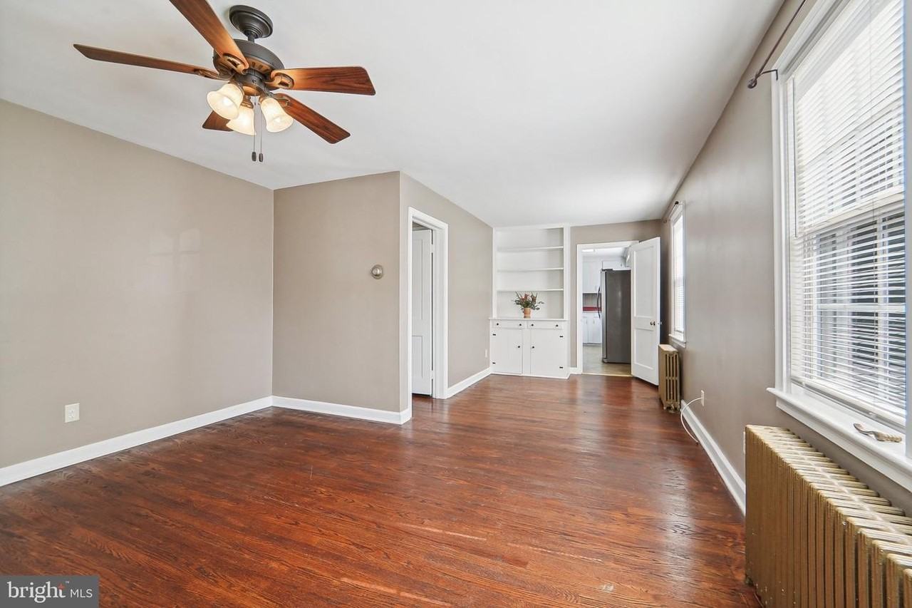 204 Glenmore Ave - Photo 2 of 28