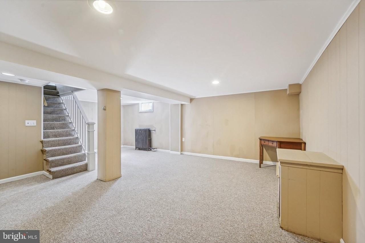 204 Glenmore Ave - Photo 5 of 28