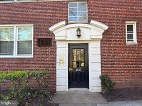 106 N George Mason Dr - Photo 1 of 1