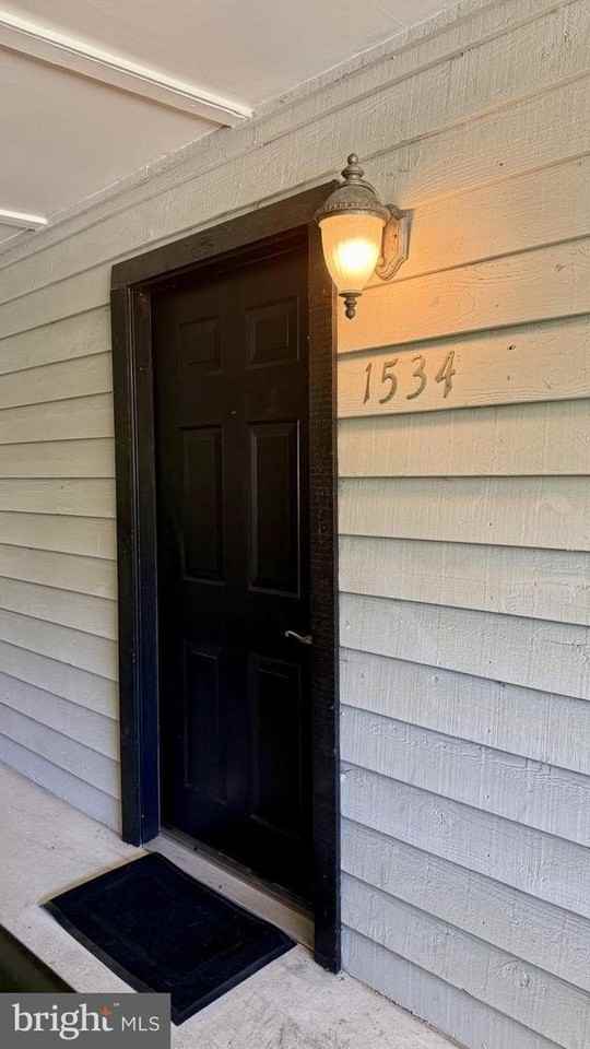 3901 Penderview Dr - Photo 3 of 25