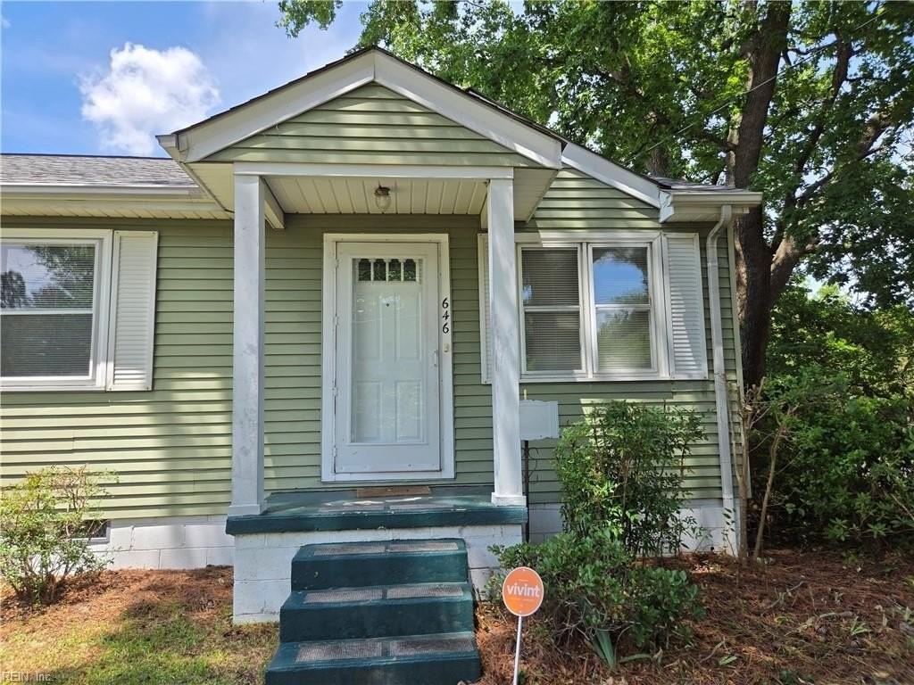 646 Roland Dr - Photo 3 of 20