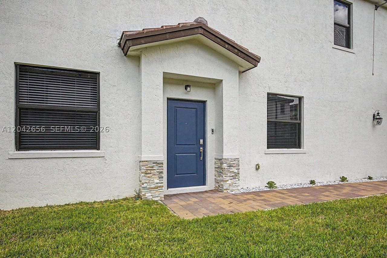 13170 Sw 232nd Ln #0 - Photo 2 of 22