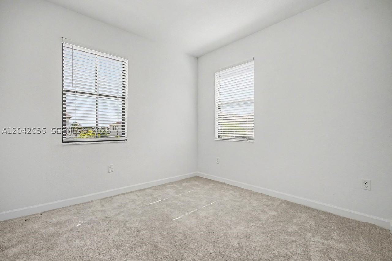 13170 Sw 232nd Ln #0 - Photo 7 of 22