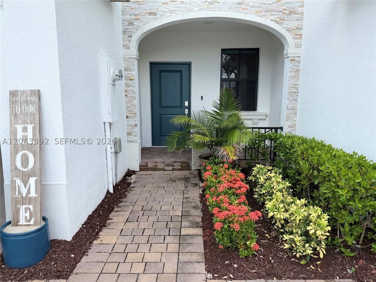 11936 Sw 247th Ter - Photo 3 of 29