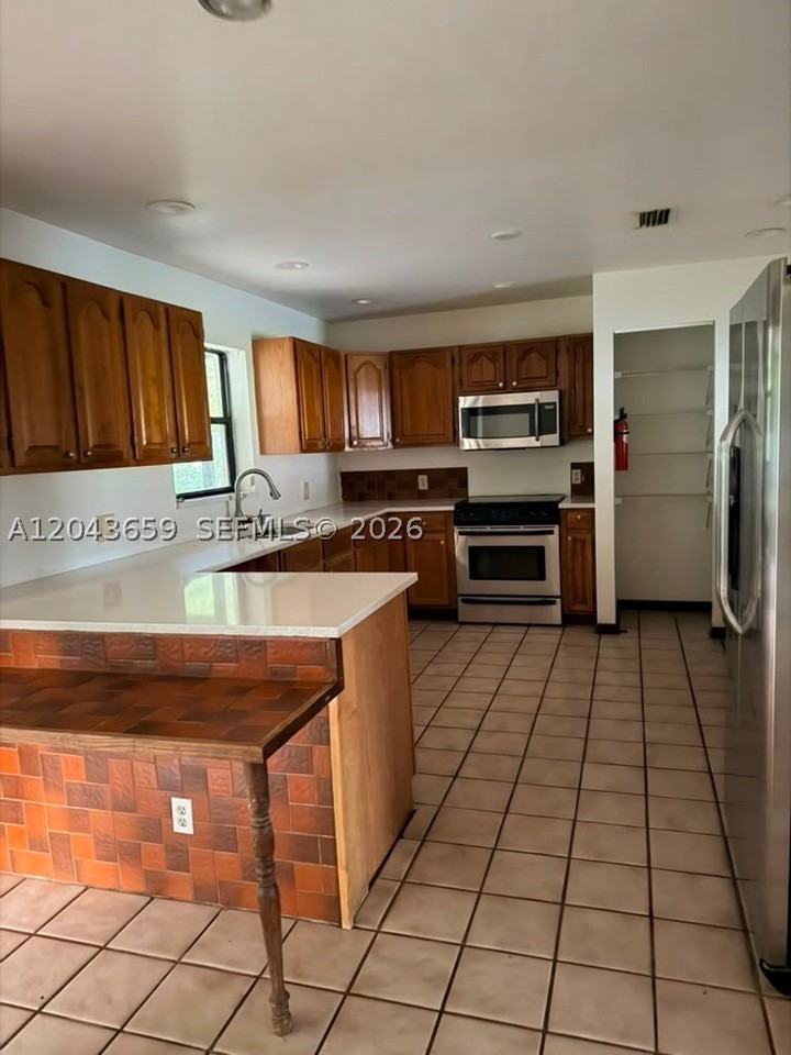 14661 Flamingo Rd - Photo 6 of 15
