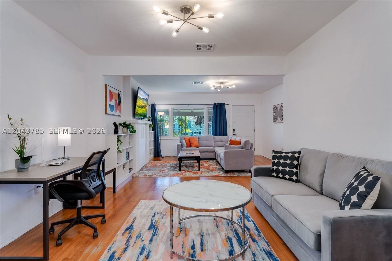 820 Sw 26th Rd - Photo 6 of 29