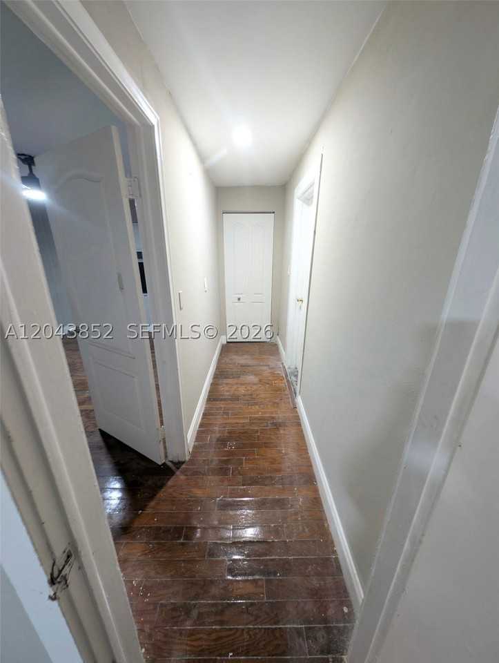 700 Boston Ave #C - Photo 7 of 19