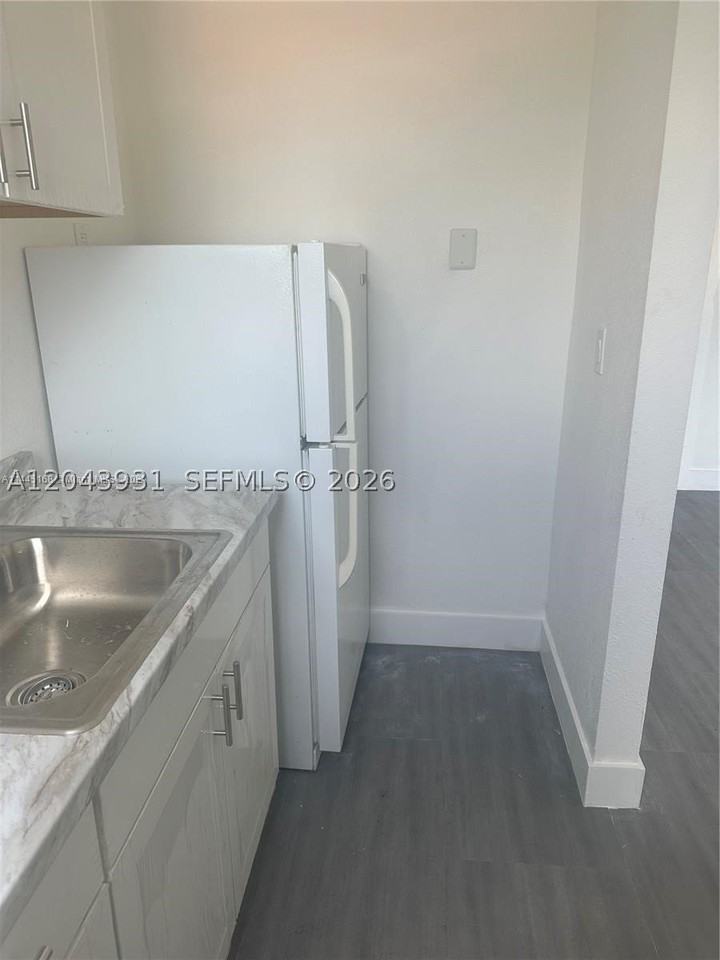 2961 Sw 5th St #21 - Photo 2 of 4