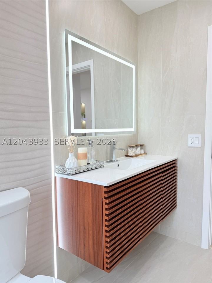3430 Nw 21st Ave #3430 - Photo 7 of 17