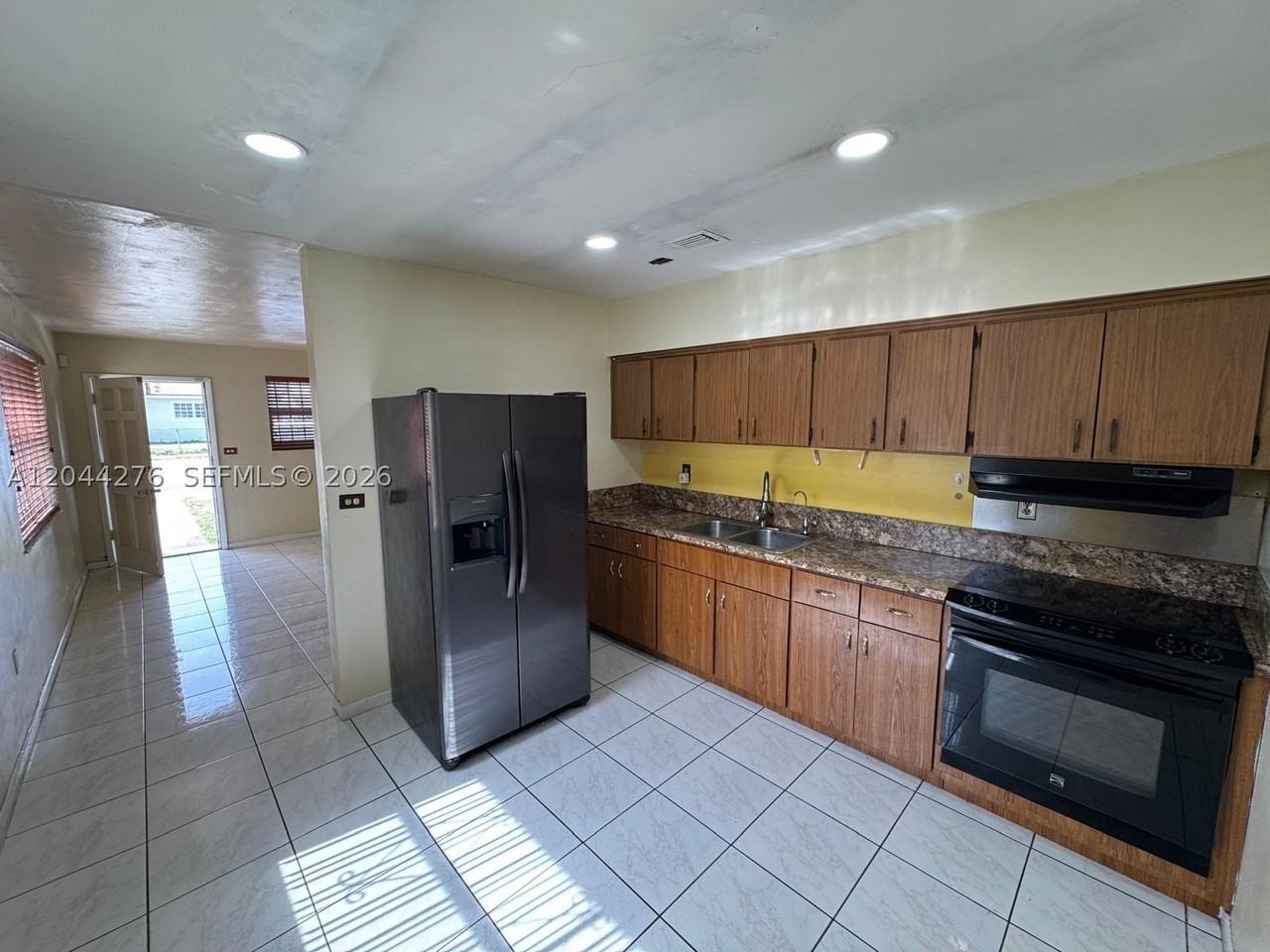 2428 Nw 82nd St #2428 - Photo 7 of 15