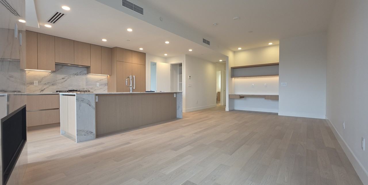 1475 Foster Street #701 - Photo 7 of 32