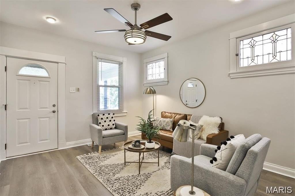 6059 Odell St - Photo 5 of 20