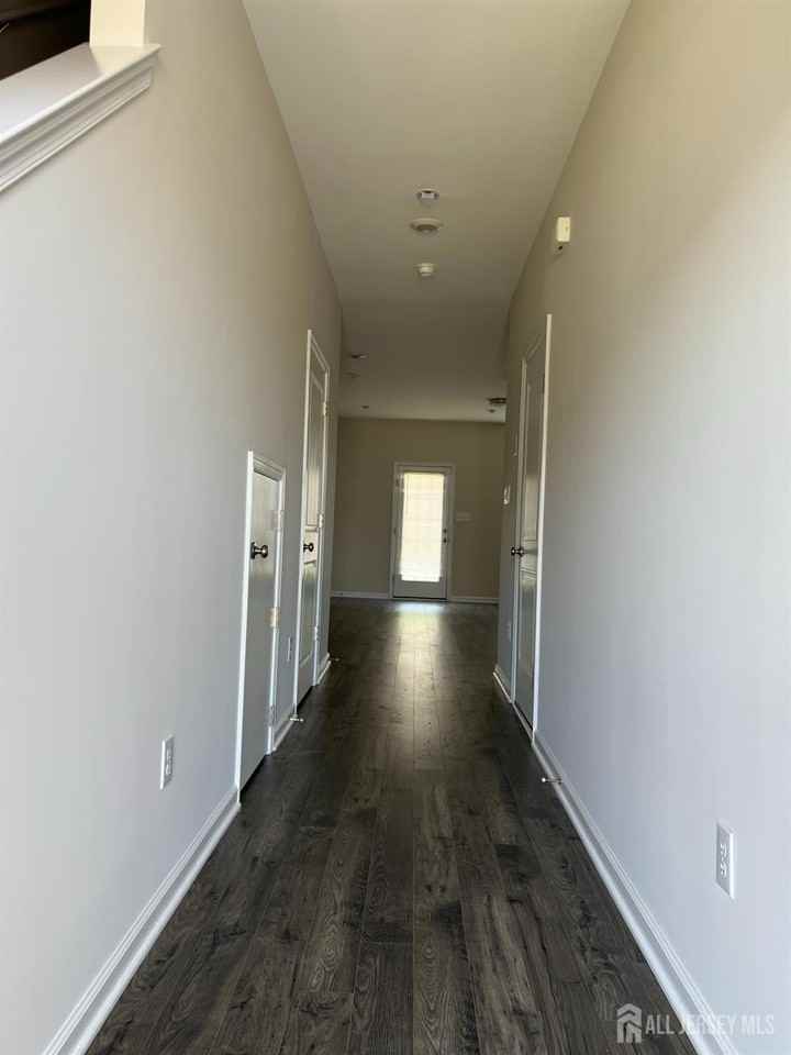 309 Mazzeo Dr - Photo 5 of 24