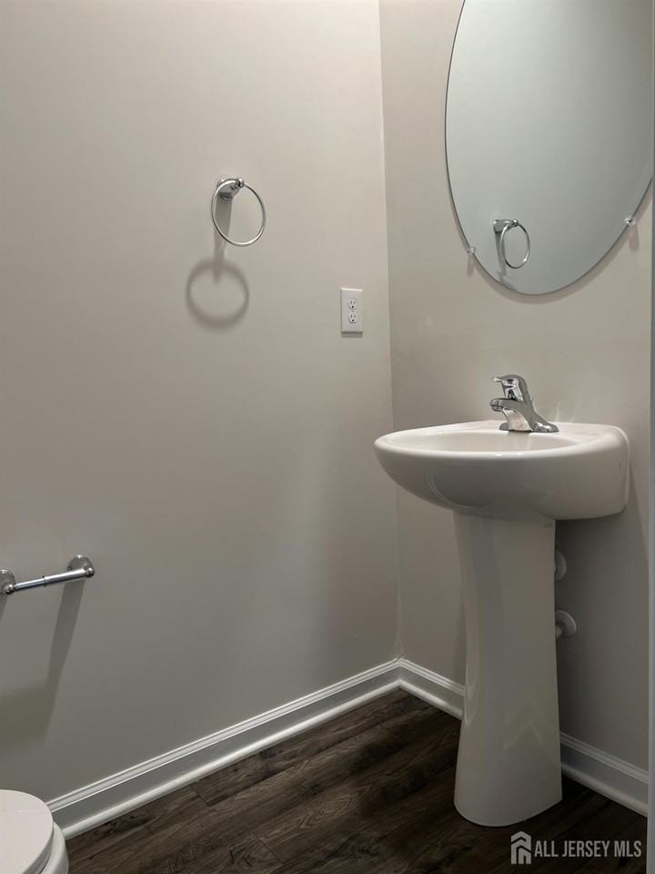 309 Mazzeo Dr - Photo 7 of 24
