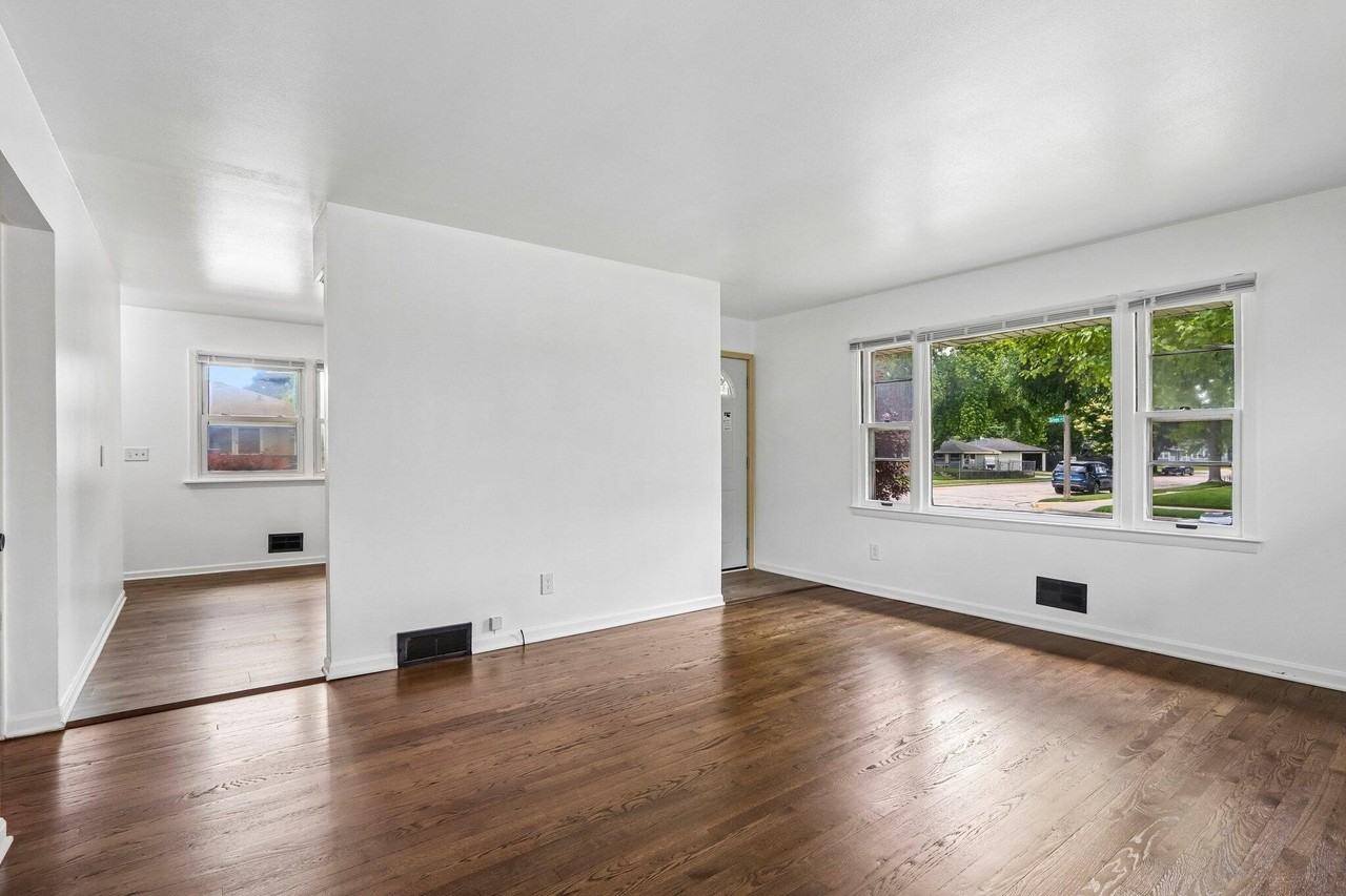 2223 Grove Ave - Photo 7 of 25