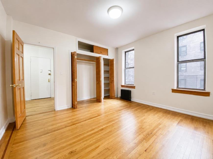 707 W 171st St - Photo 6 of 10
