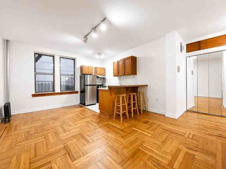 707 W 171st St - Photo 7 of 10