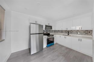 921 Nw 8th Ave - Photo 1 of 1