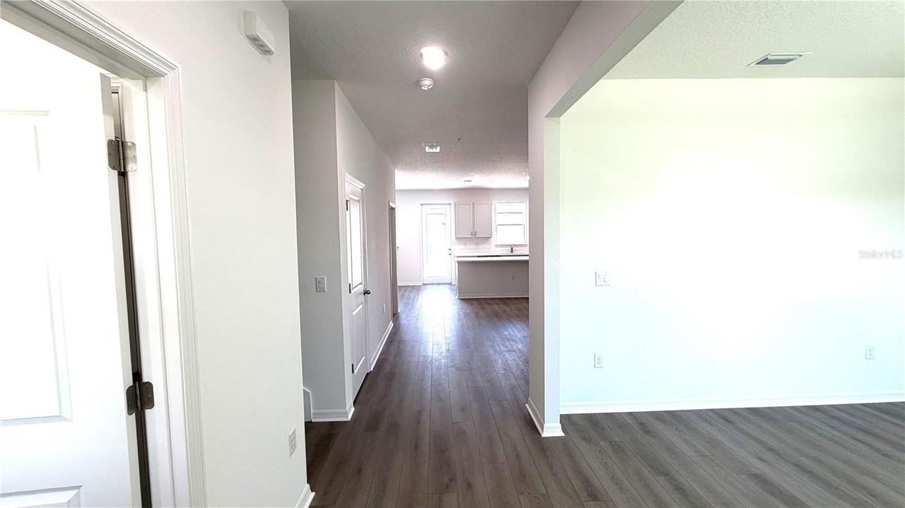 706 Blissful Gardens Way - Photo 2 of 30