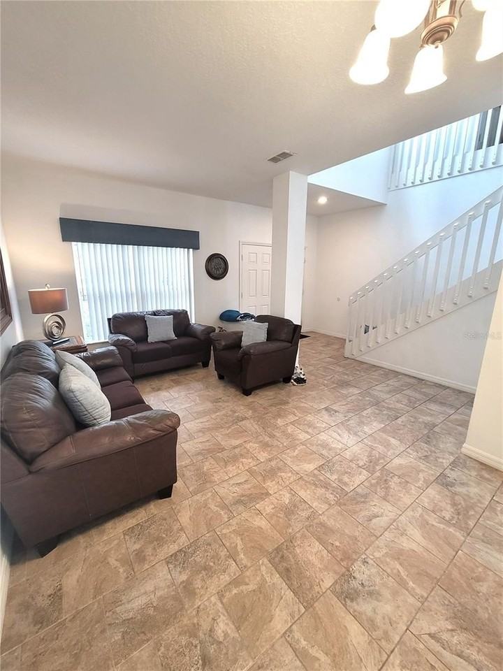 183 Highgate Park Blvd - Photo 4 of 29