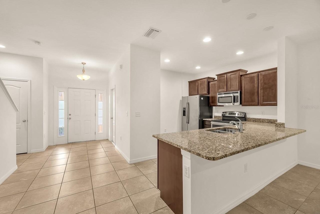 13936 Snapper Fin Ln - Photo 6 of 35