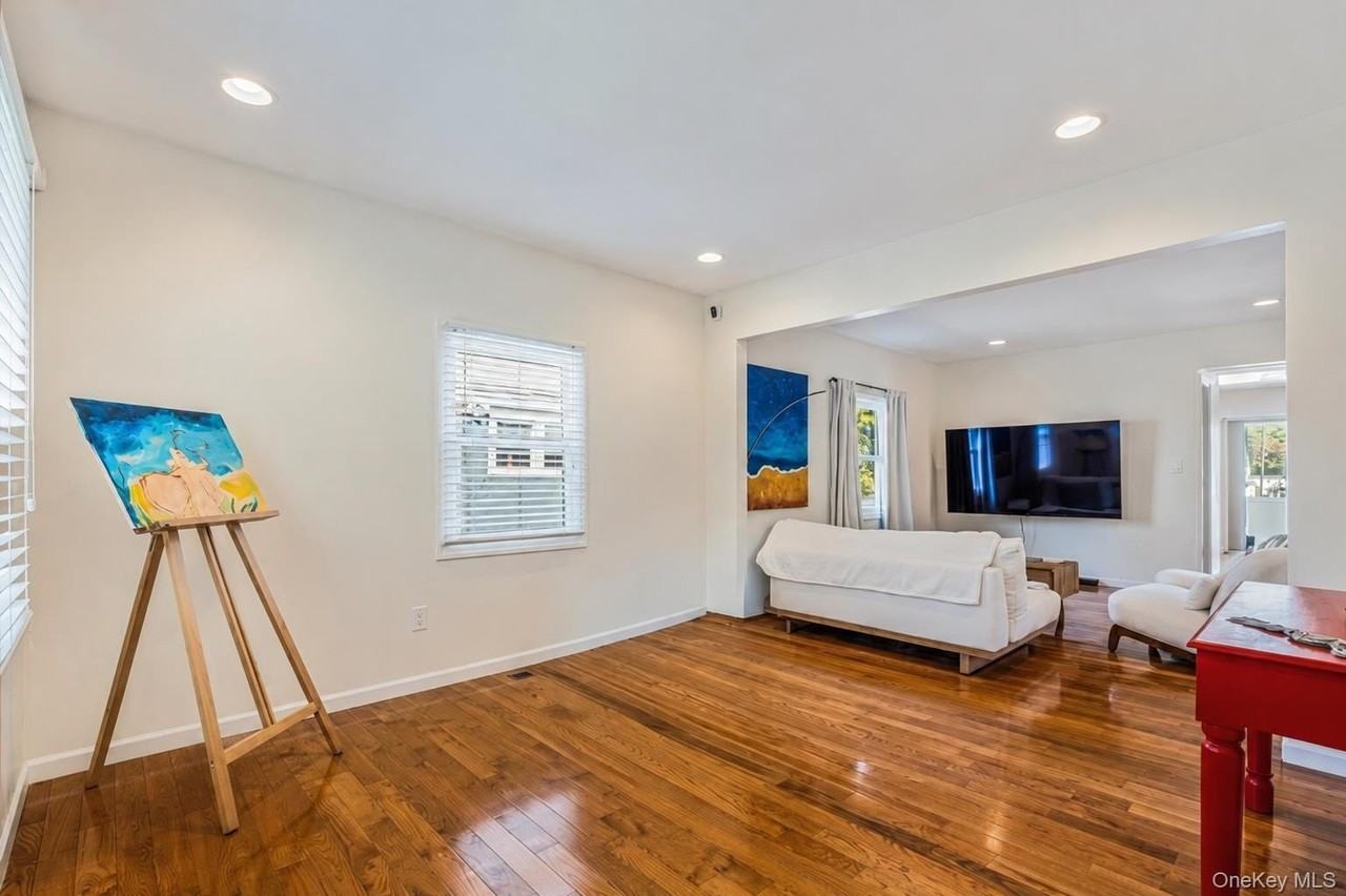 16 North St - Photo 2 of 17