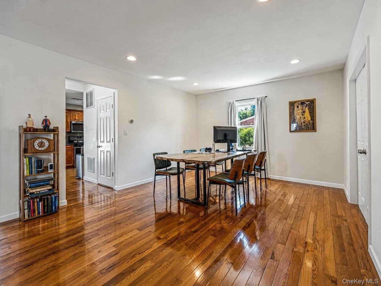 16 North St - Photo 4 of 17
