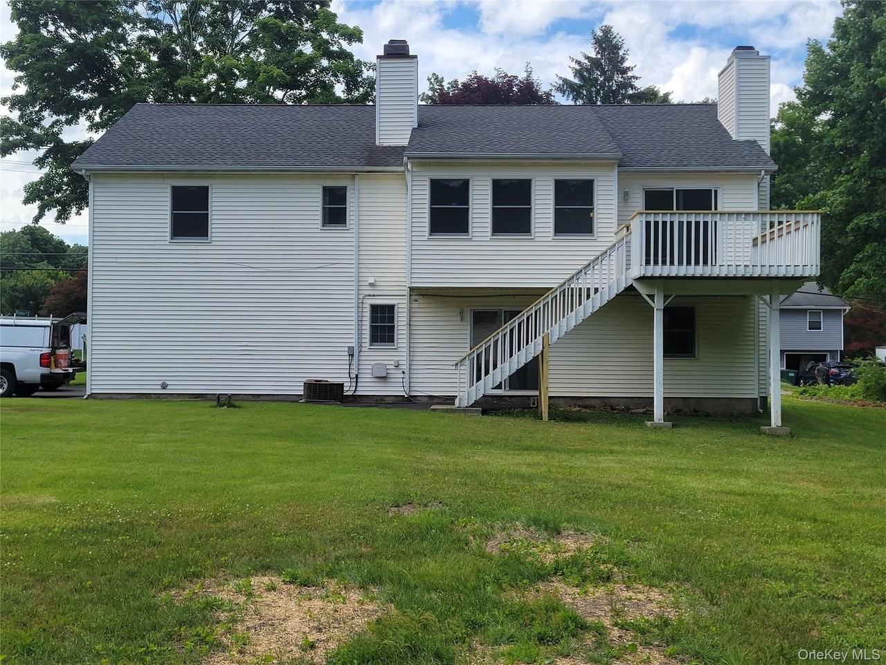1 S Walker Dr - Photo 2 of 2