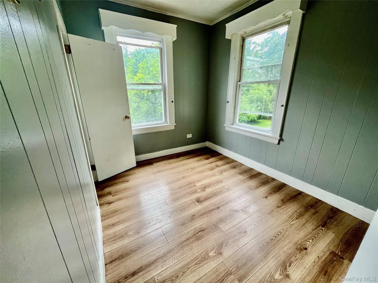 87 S Kensico Ave - Photo 4 of 6