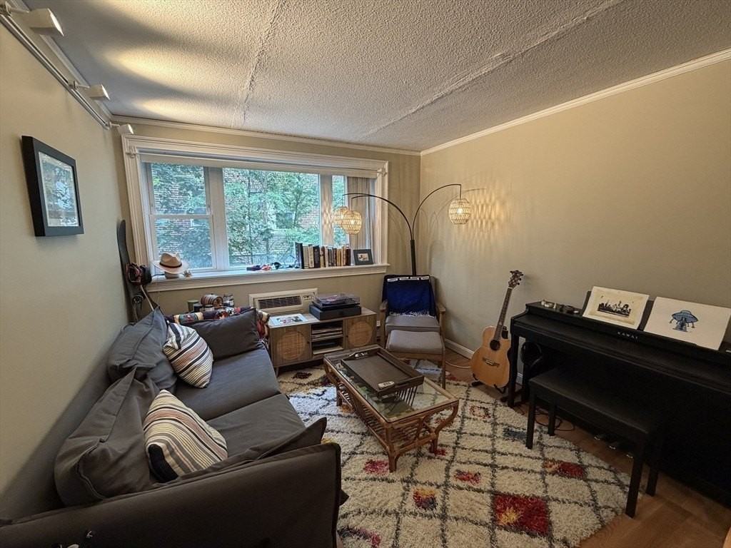 1691 Cambridge St #21 - Photo 4 of 16