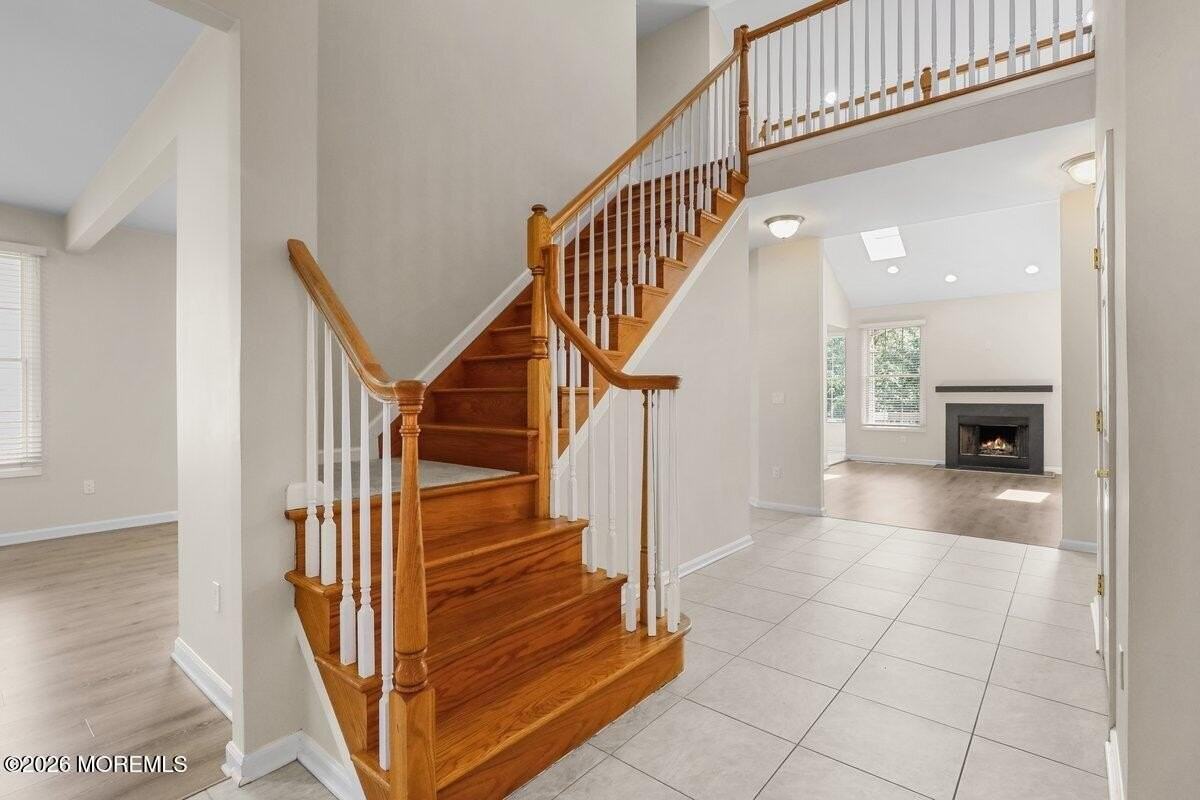 12 Patton Ct - Photo 4 of 36