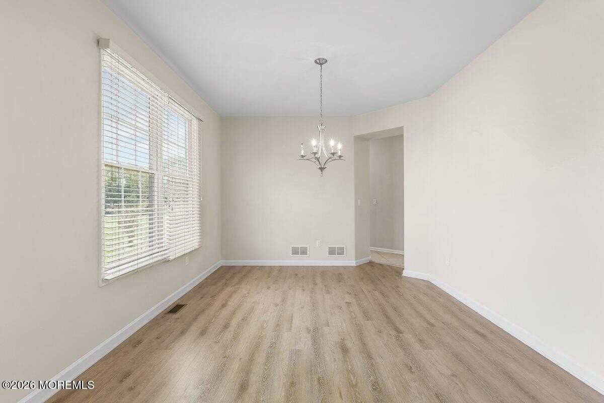 12 Patton Ct - Photo 6 of 36